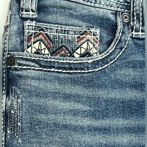 Rock & Roll Cowgirl 5 Pocket Aztec Accent Bootcut Blue Jeans Womens size 28 x 32